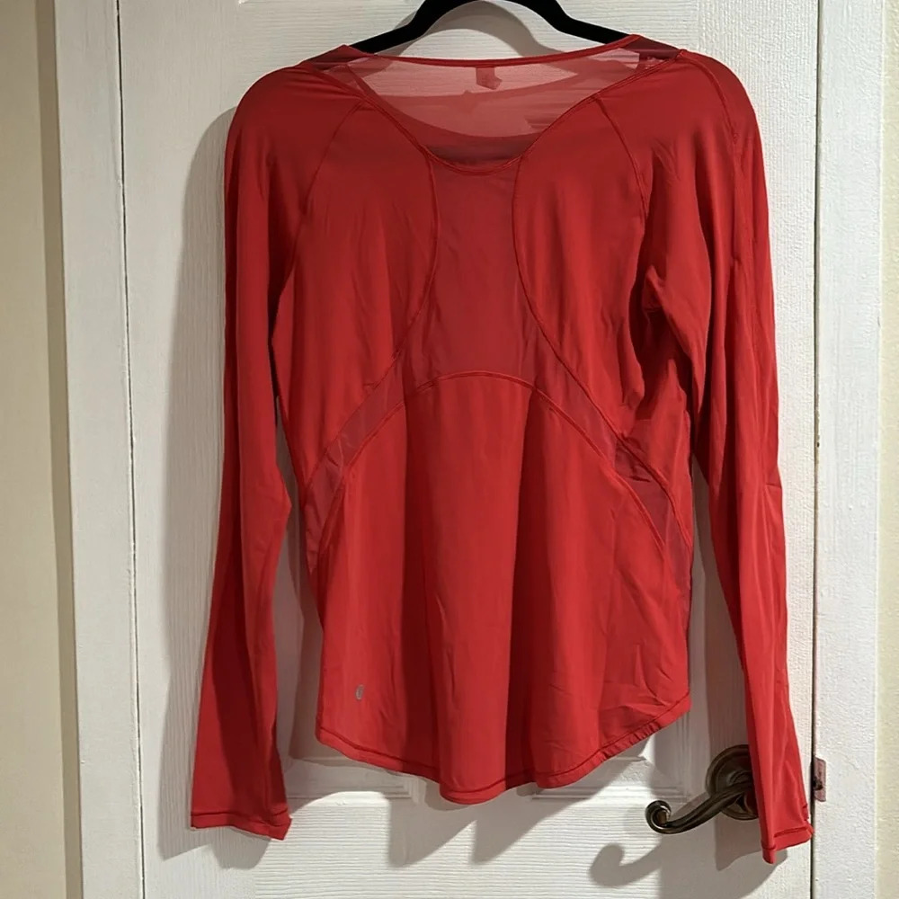 Lululemon Sculpt Long Sleeve - Picture 2 of 6